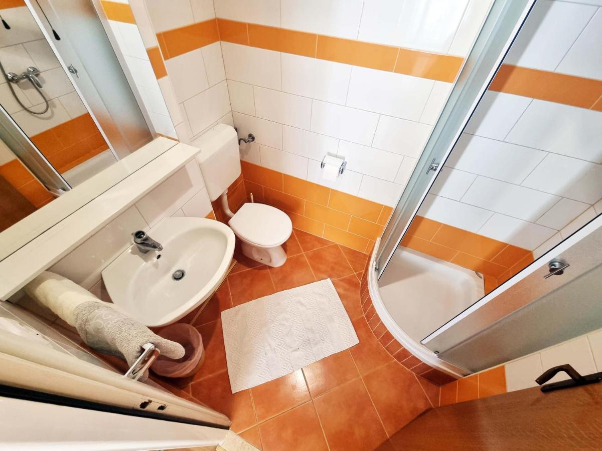 House Subic Apartamento Supetarska Draga Exterior foto