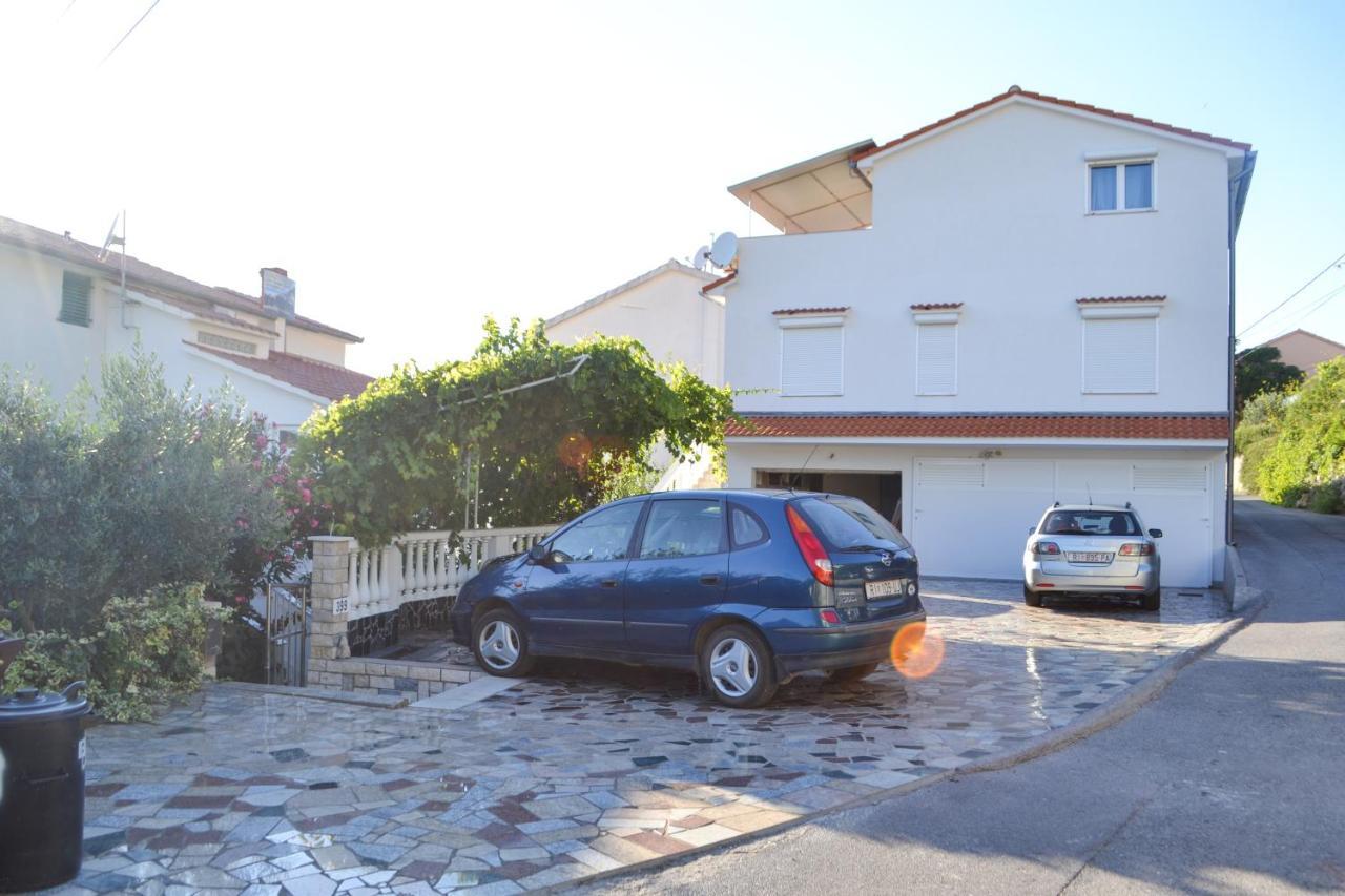 House Subic Apartamento Supetarska Draga Exterior foto