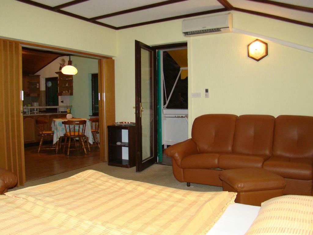 House Subic Apartamento Supetarska Draga Exterior foto